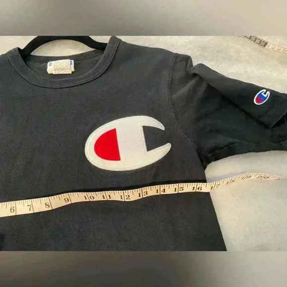 VTG Champion Men’s Black Large Logo Appliqué Short Sleeve Crew Tee Shirt Size S - Picture 4 of 10